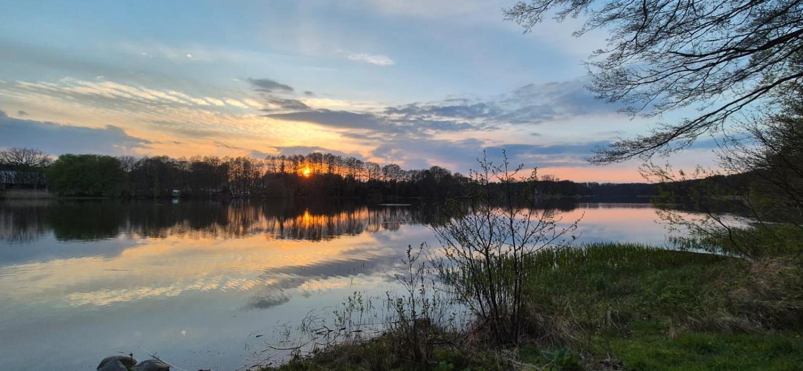 Domek Nad Jeziorem Bystrzyna Świdwin Extérieur photo