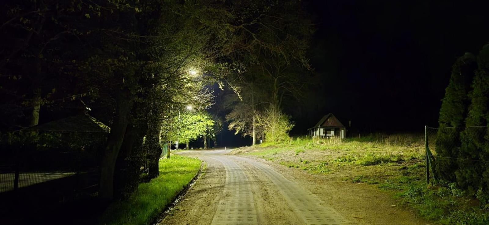 Domek Nad Jeziorem Bystrzyna Świdwin Extérieur photo